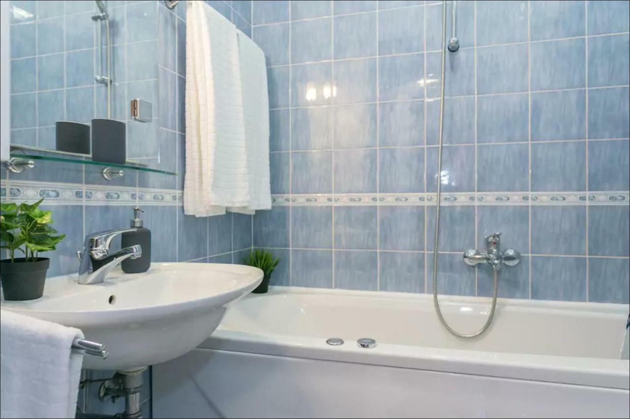 Coral Beach Apartment Дубровник Екстериор снимка
