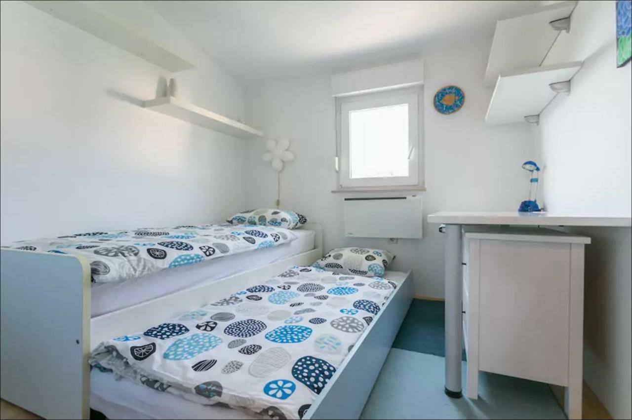 Coral Beach Apartment Дубровник Екстериор снимка