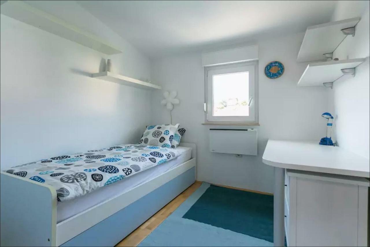 Coral Beach Apartment Дубровник Екстериор снимка