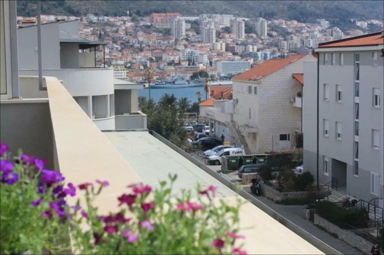 Coral Beach Apartment Дубровник Екстериор снимка