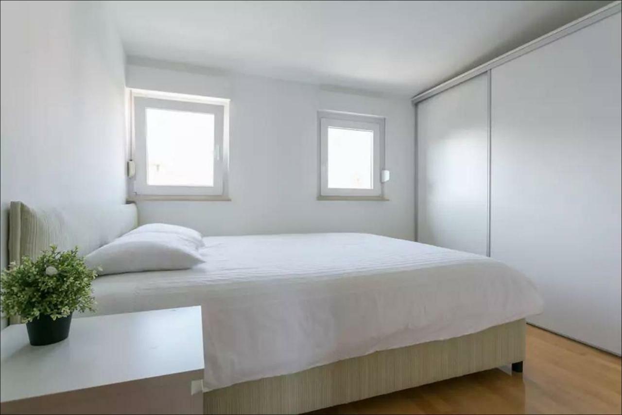 Coral Beach Apartment Дубровник Екстериор снимка