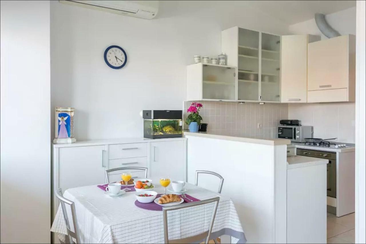 Coral Beach Apartment Дубровник Екстериор снимка