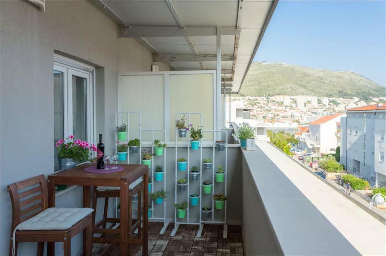 Coral Beach Apartment Дубровник Екстериор снимка